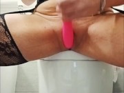 MILF CASALINGA ITALIANA SI MASTURBA 7/16