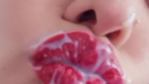 SEXY COLOMBIAN, SHE LOVES CUM IN HER MOUTH. MAQUINASPERFECTAS