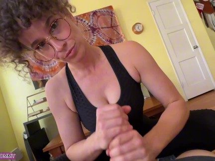 Best friends STEPMOM has a Huge Ass Swallows Dick in Ripped Yoga Pants