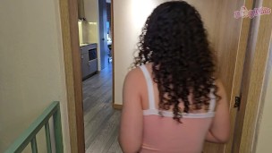 Perdida en Medellin un paisa me invita a su apartamento y me folla toda BootyWhite x Brian Evansx