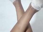 La esposa de mi mejor amigo viene a mi casa a recibir una buena dosis de sexo oral, queda bien mojad 16/16