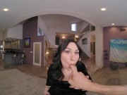 Let Alexa Chains Unleash Her Inner Seductress On You Tonight 4/16