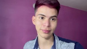 I'm playing on my stepdad's phone, I hope he never finds my hidden videos on his phone, lucky.