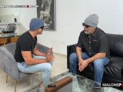 Mi Compadre se folla a mi Mujer frente a mi! 5/16