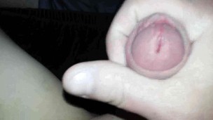 Masturbe (271) with one testicle