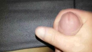 Masturbe (272) with one testicle