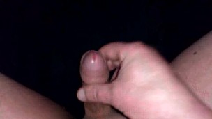 Masturbe (284) with one testicle