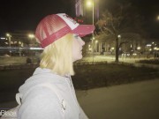 Dałam się wyruchać w cipkę mojemu widzowi, który spotkał mnie na mieście - POLSKIE PORNO 5/16