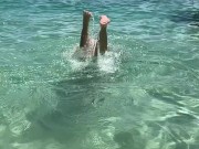 Um dia de praia… será que eu arrumei um amigo na praia? 7/16