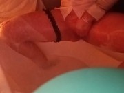 Piscio dentro la vasca da bagno 2/16