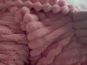 Boobs instead of tips for the courier 13/16