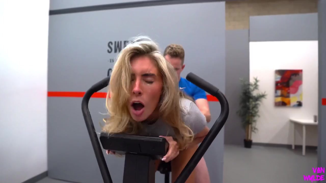 Bonnie Blue Gets A Gym Membership And A Creampie - Free Sex Video - RedTube