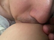 Chupandole las Tetas a mi compañera después de clases🔥 9/16