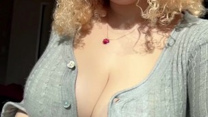 BLONDE BIMBO DOLL