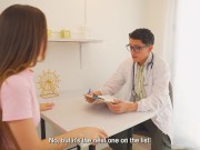 Ginecologo se folla a su virgen paciente de coño rosado en el consultorio! Pipeboy1 1/16