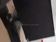 Batendo uma no escritório 5/16