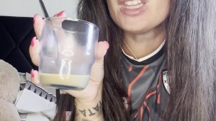 Playing With A MILKY Condom💦