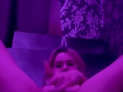 Мокрая киска мастурбирует вибраторами на камеру 11/16