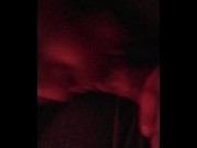 Me pongo muy caliente chupando la vergota de mi papito 3/16