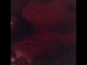 Me pongo muy caliente chupando la vergota de mi papito 6/16