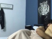 My boyfriend fucks my pussy until he cums. 8/16