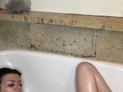 This video? A first-class ticket to trouble. 1/16