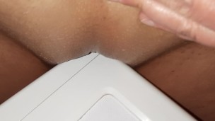 I Rub My Clit On The Washing Machine While It Vibrates And Cum Quickly - IkaSmokS