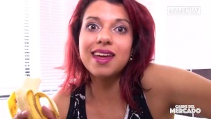 Hot Latina Picked Up For Dirty Sex By Horny Agent - CARNE DEL MERCADO