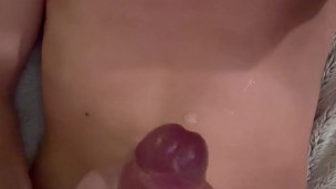 Solo twink handjob