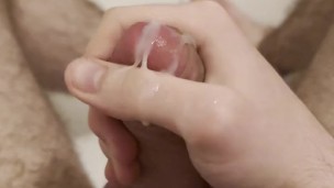 twink sums very powerfully with his thick sperm in the bathroom