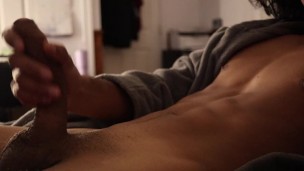 Twink jerks off his 7 inch cock