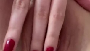 حشری شدم داشتم جق میزدم 🔥 فیلم گرفتم شما هم کص خیسم رو ببینین💋💦