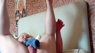 Slow motion points of view of a BBC-gangbang-thirsty gayslut , putting the hentai dildo up her ass