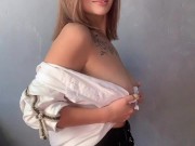 Look at how big and natural my breasts are. Do you want to kiss my nipple? 10/16