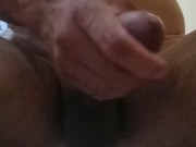 Pajeandome pensando en el culo de mi novia 15/16