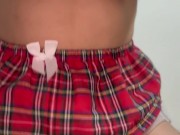 Me visto de colegiala y me masturbo asta terminar 4/16