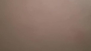 Me abro las nalgas para ti