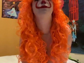 Nymeria Malfoy rides a balloon in Pennywise cosplay