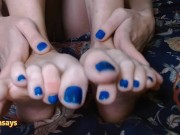 Giving my feet an oily massage 7/16