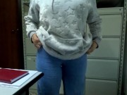 il capo voleva una pratica per lavorare ma io avevo voglia di essere punita e sbattuta 2/16