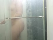 Sola en la ducha tocandome sin prisa 4/16