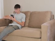 Mi amiga se olvida de mi y me cojo a su Hemrmanastro 1/16