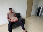Compre una pizza a mi culona novia de un sabor muy especial, y me deja metérselo por su rico culo.