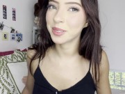 JULIE OLIVER- JOI close up nos peitos 1/16