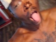 Kay.. why Kjamesz always giggling  ?¿?? 10/16