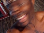 Kay.. why Kjamesz always giggling  ?¿?? 12/16