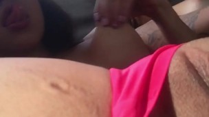 I masturbate my pussy with my girlfriend in my friend's car and make a video.