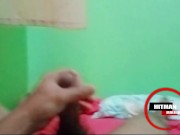 Matigas na Titi ng Construction Worker, Nagpakawala ng Malapot na Tamod sa Sariling Kamay 8/16