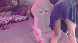 Cute tgirl spanks herself