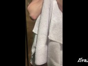 my 63-year-old stepmom takes a shower and orgasms from the pressure of the jet 16/16